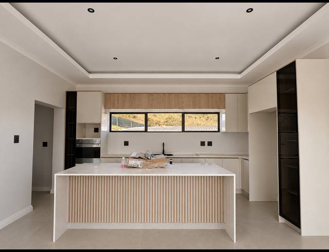 3 BEDROOM HOUSE FOR SALE IN PALM LAKES ESTATE